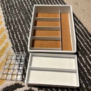 Organiser for office/jewellery